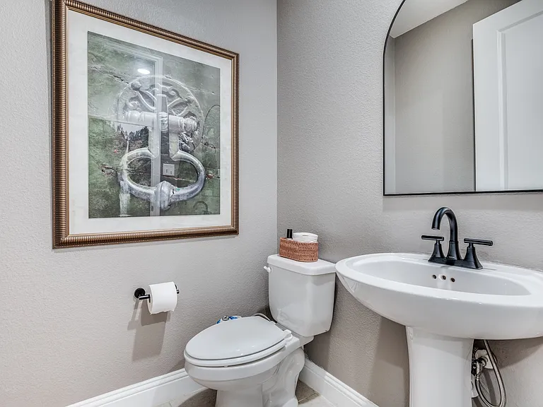 3005 Barefoot Ln — Photo 5