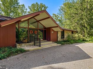 1502 Ameshire Rd, Lutherville Timonium, MD 21093
