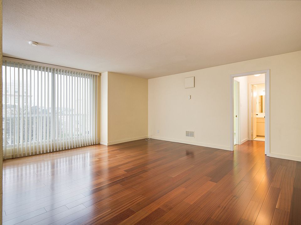 1st image of 2300 Buchanan St APT 7