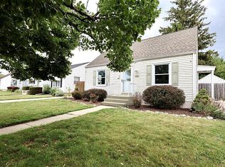 2116 30th St, Kenosha, WI 53140