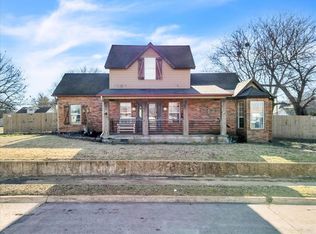 402 E Main St, Stroud, OK 74079