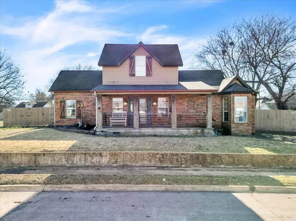 402 E Main St, Stroud, OK 74079