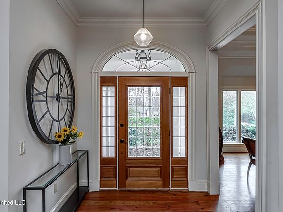 5th image of 114 Southern Ridge Dr