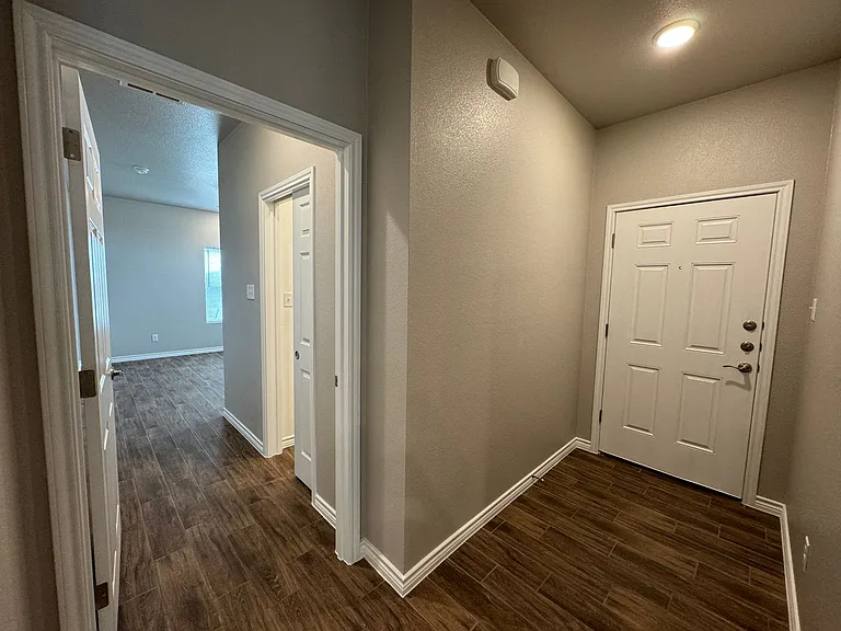 5403 Rose Garden Loop — Photo 12