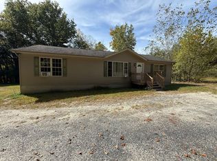 14 Shannon Ln, Pine Bush, NY 12566