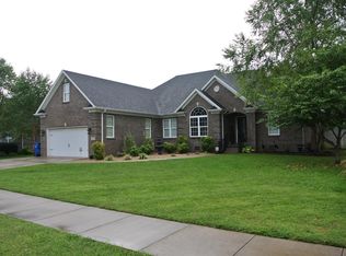 664 Baden Ln, Bowling Green, KY 42104