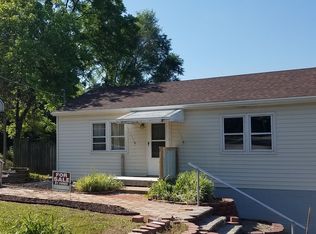 2007 Locust Ave, Alton, IL 62002