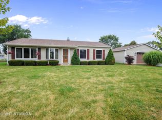 1306 N Fairview Ln, McHenry, IL 60051
