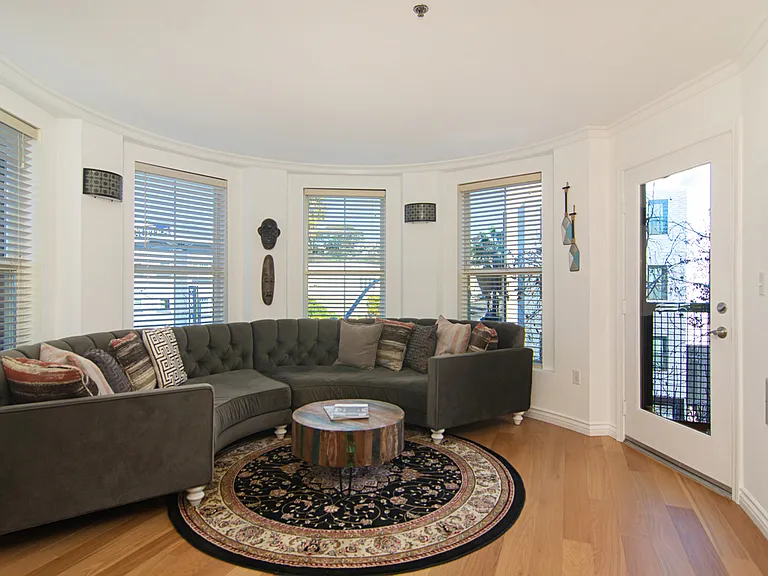 1970 Columbia St #406 — Photo 29
