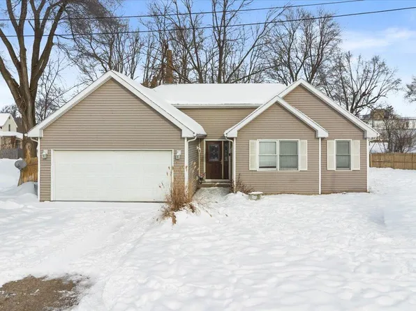 238 Harvey, Lawton, MI 49065