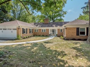 1062 Old Elm Ln, Glencoe, IL