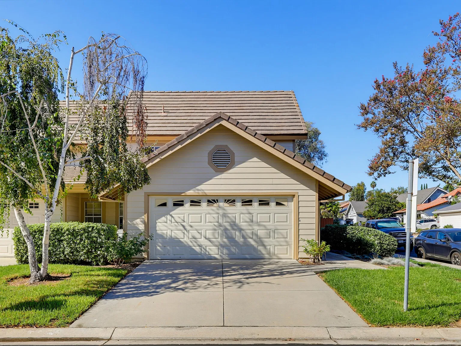 3 bed, 2.5 bath, 1804 sqft, $4,895 — Photo 1