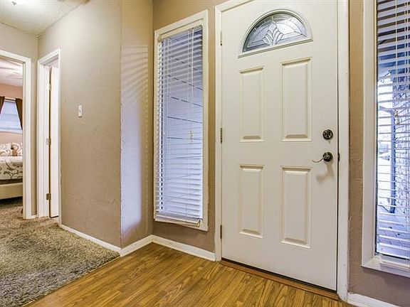 4th image of 2206 Granada Dr