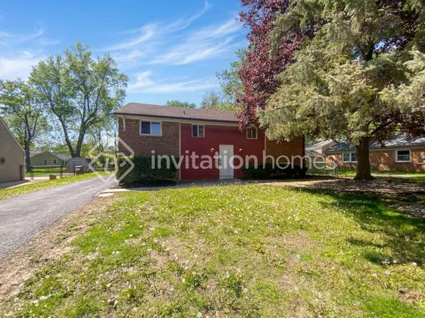 189 N Pinecrest Rd, Bolingbrook, IL 60440