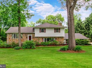295 Brookwood Dr N, York, PA 17403