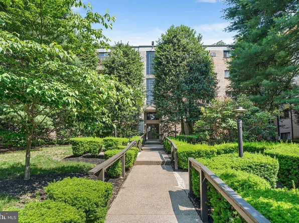 400 Glendale Rd #H-30, Havertown, PA 19083