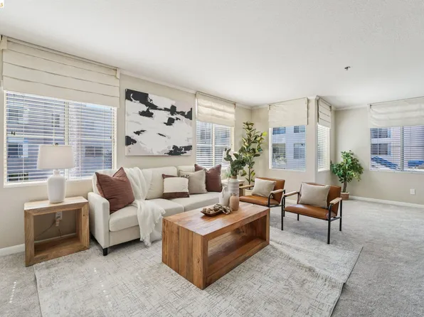 535 Pierce St APT 3216, Albany, CA 94706