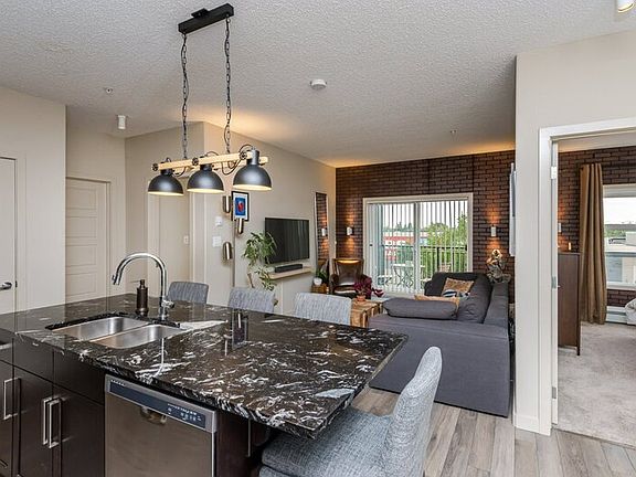 4th image of 504 Griesbach Parade NW #305