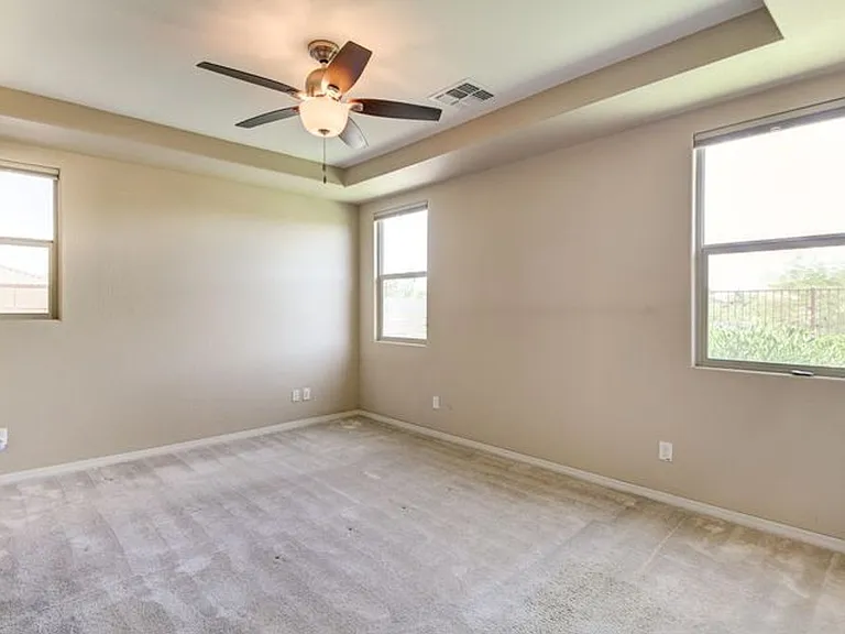 40876 W Tamara Ln — Photo 32
