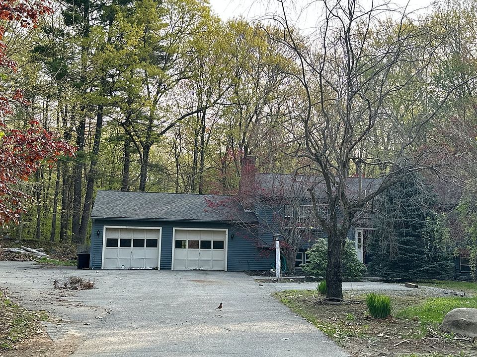 2nd image of 371 Burrage St