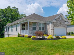 40 Embassy Dr, Woolwich Township, NJ 08085