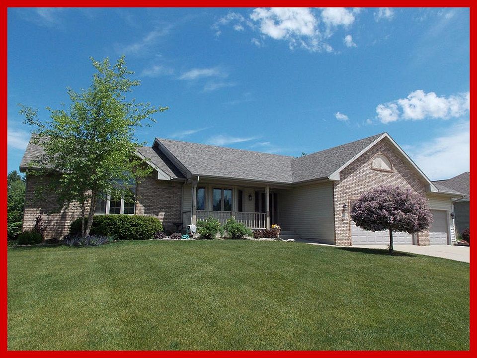 1st image of 145 Pinnacle Dr