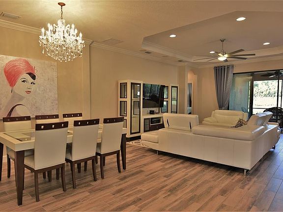 3rd image of 2372 Vaccaro Dr