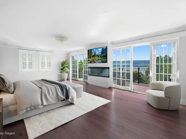 3061 Scenic Place image 11 of 40