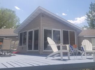 2960 W Lakeside Rd, Jamestown, ND 58401