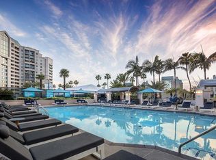8777 Costa Verde Blvd, San Diego, CA 92122