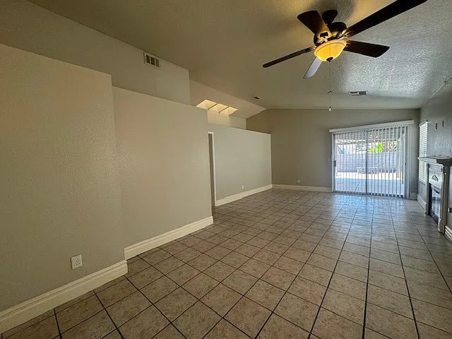 7030 Orange Grove Ln — Photo 15
