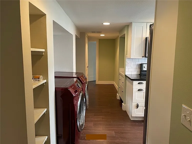 5317 7th Ave NE — Photo 11