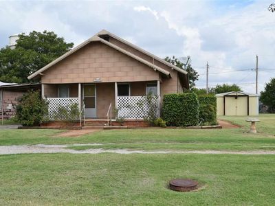 207 E Glisson Ave #903, Electra, TX, 76360