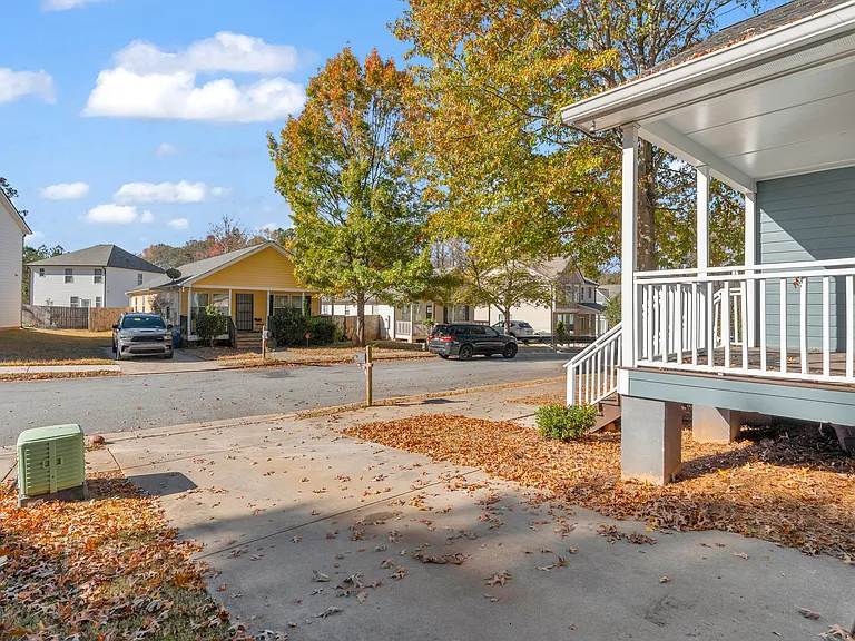 1040 Thomasville Estates Way SE — Photo 42