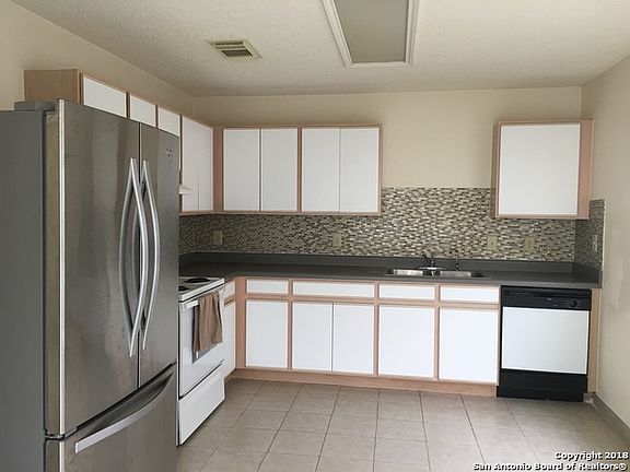 4th image of 9019 Mountain Field Dr