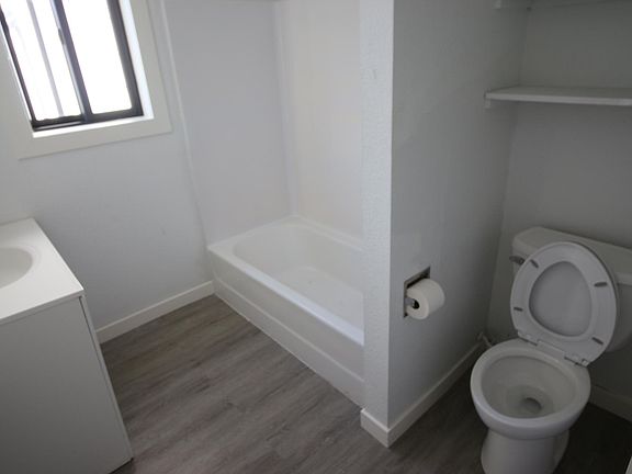 4th image of 221 Cedar St #A