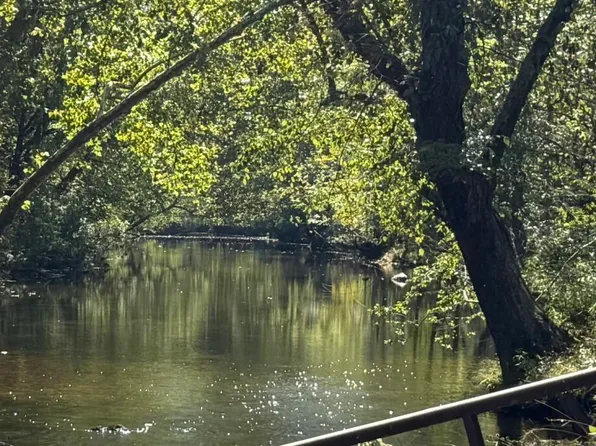 6402 Potts Creek Rd, Covington, VA 24426