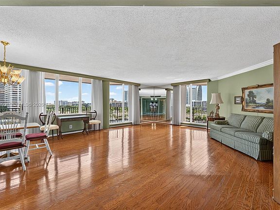 4th image of 300 Three Islands Blvd APT 207