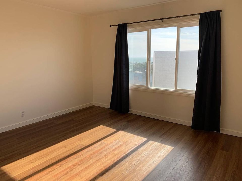 1st image of 1609 40th Ave