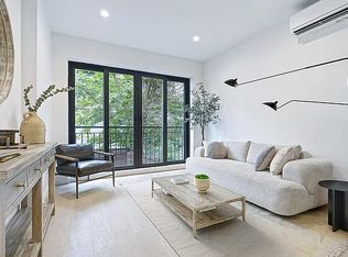1572 Pacific St #3R, Brooklyn, NY 11213