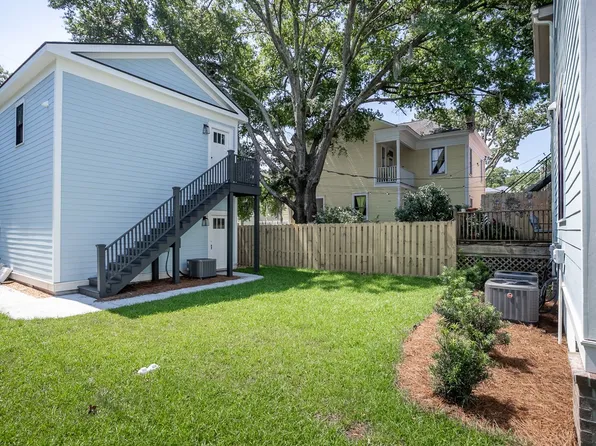 1720 Barnard St #B, Savannah, GA 31401