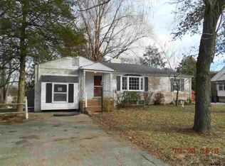 611 Locust Grove Rd, York, PA 17402