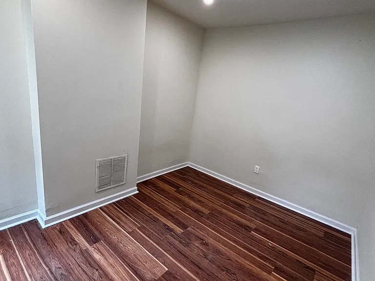 3718 Brandywine St — Photo 4