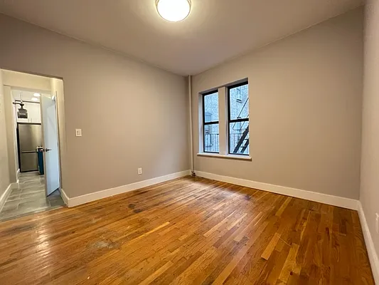 Rented by REAL New York | media 21