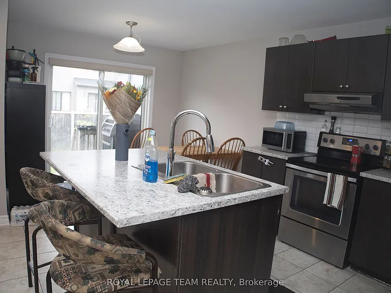 139 Sweetwater Ln — Photo 3