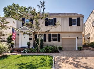 125 Rutgers Pl, Nutley, NJ 07110