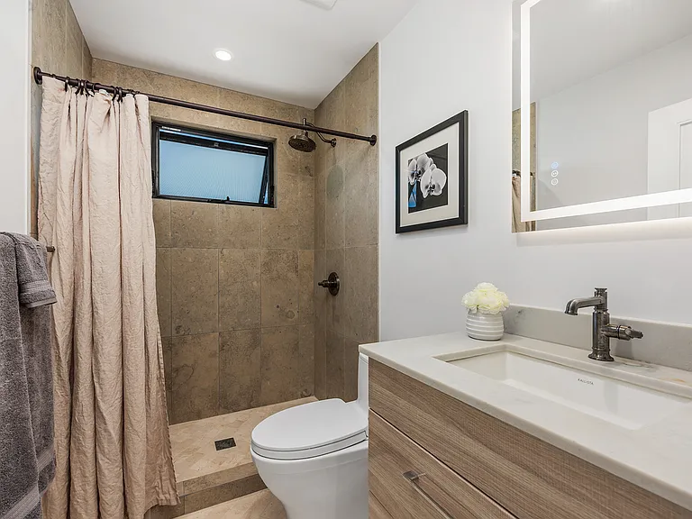 163 Norfolk Dr — Photo 14