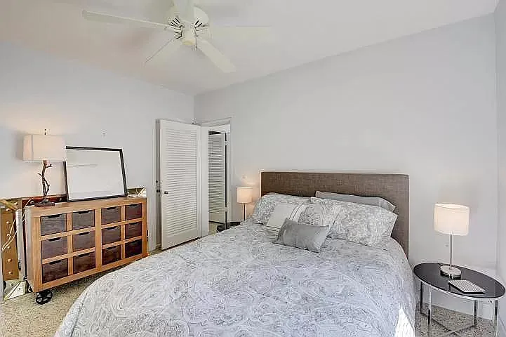 1006 Casuarina Rd #7 — Photo 5