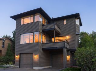 1741 NW 99th St, Seattle, WA 98117