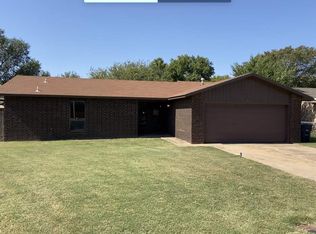 322 Sombrero Cir, Enid, OK 73703